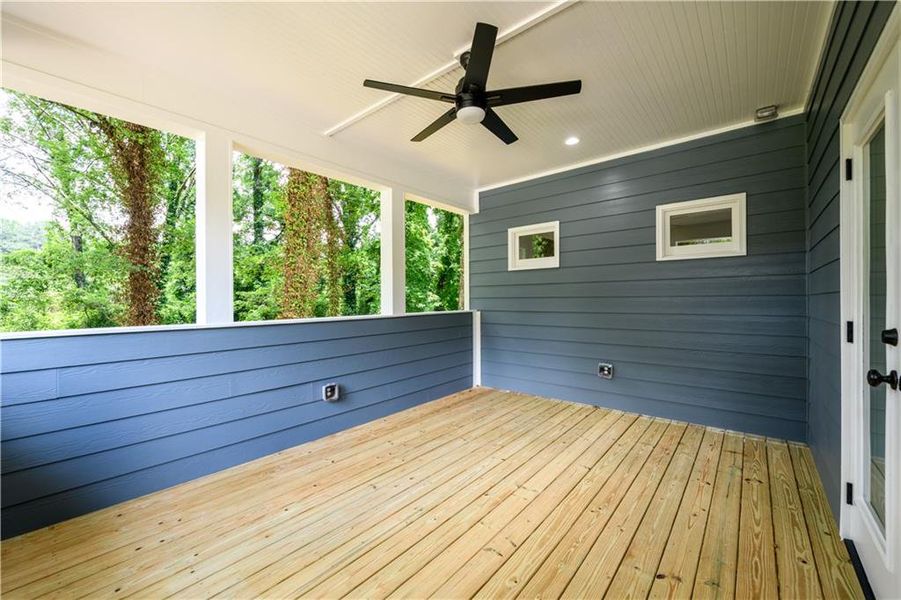 Spacious, unfurnished interior of a new home in , Atlanta (Image 10).