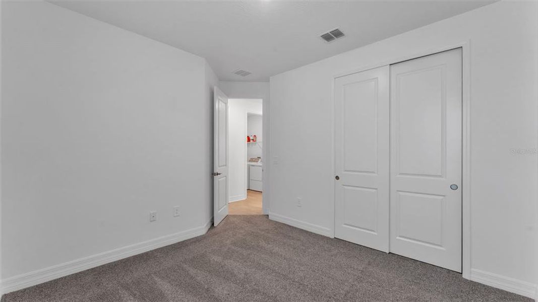 Spacious, unfurnished interior of a new home in Timber Ridge, Plant City (Image 28).