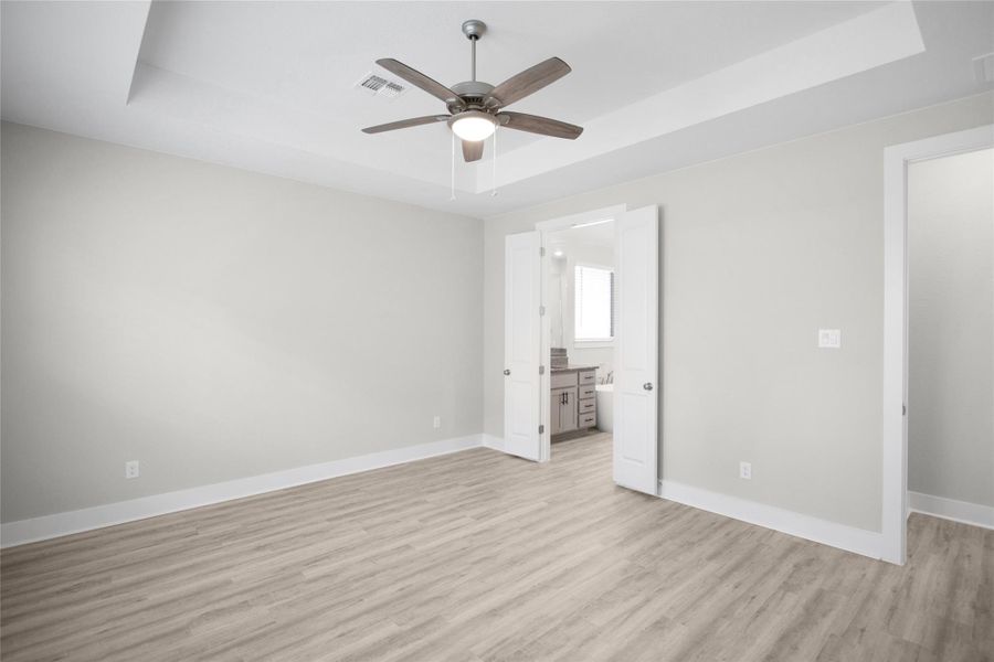 REPRESENTATIVE OF FLOOR PLAN ONLY REPRESENTATIVE OF FLOOR PLAN ONLY