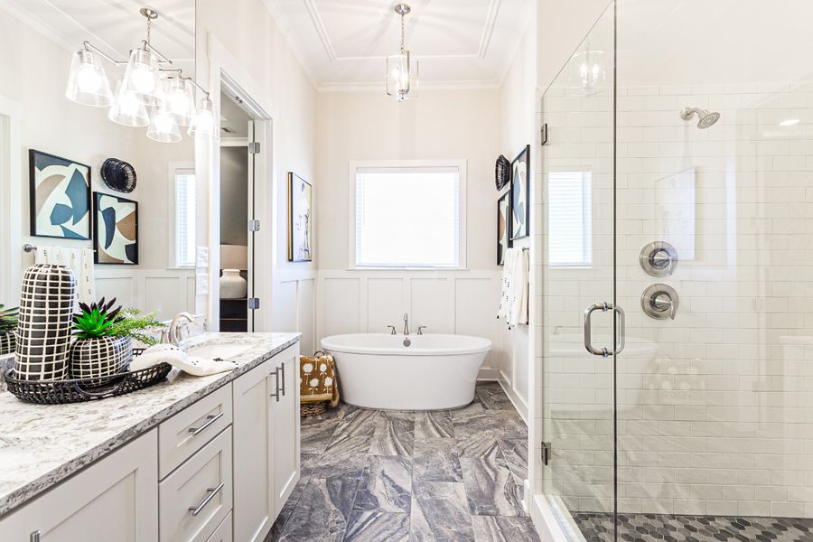 Representative furnished interior of a home built from the Townsend by Grant & Co in Lockwood, Collierville (Image 18).
