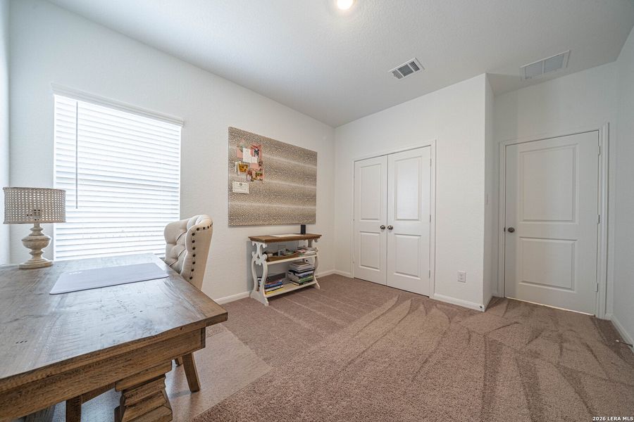 Furnished interior view inside a new home in Hidden Trails, Bulverde (Image 16).