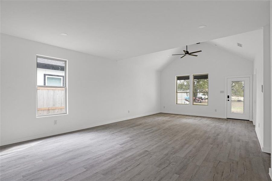 Spacious, unfurnished interior of a new home in , Terrell (Image 18).