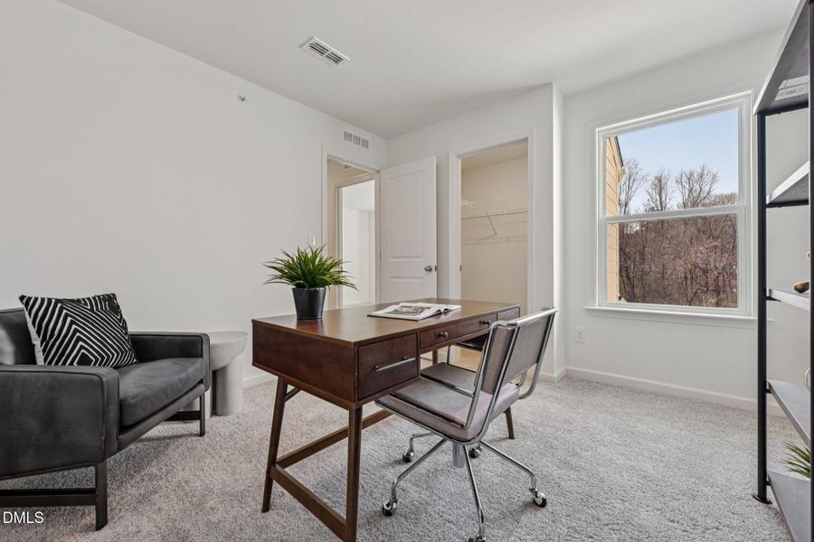 33-web-or-mls-Malbec Dr-S1102-033