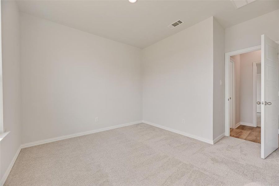 Spacious, unfurnished interior of a new home in Villages of Hurricane Creek, Anna (Image 24). Spacious, unfurnished interior of a new home in Villages of Hurricane Creek, Anna (Image 24).