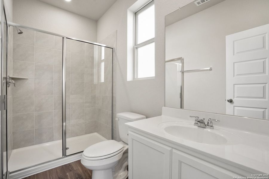 Furnished interior view inside a new home in Blue Ridge Ranch, San Antonio (Image 7).