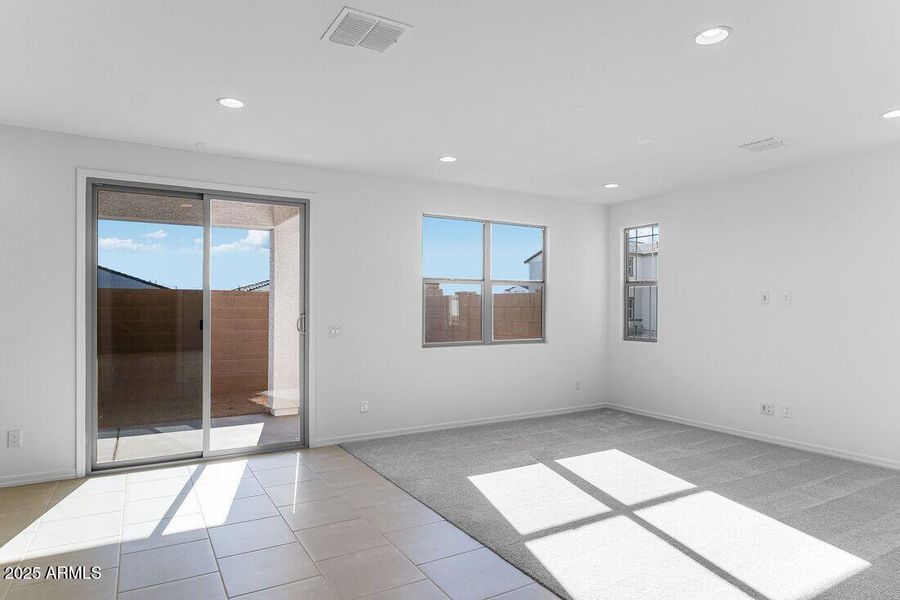 25161 N 165th Lane ~ Ready Now!