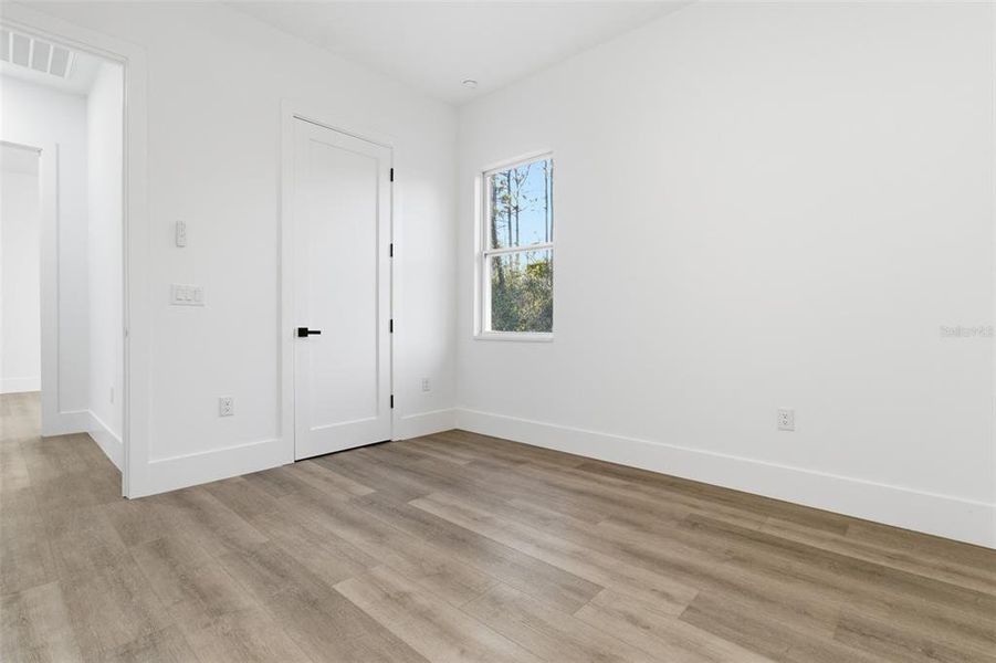 Spacious, unfurnished interior of a new home in , Dunnellon (Image 23). Spacious, unfurnished interior of a new home in , Dunnellon (Image 23).