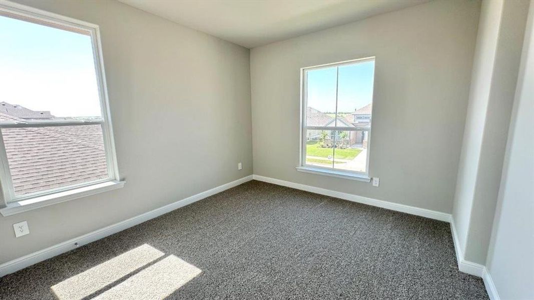 Spacious, unfurnished interior of a new home in Rock Creek Ranch, Fort Worth (Image 17). Spacious, unfurnished interior of a new home in Rock Creek Ranch, Fort Worth (Image 17).