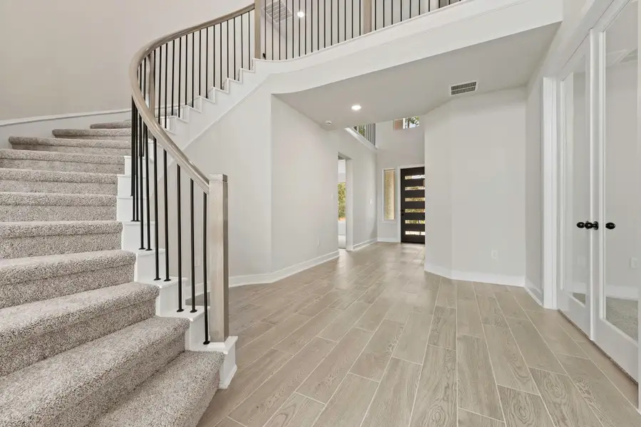 Representative image. Features, specifications, selections and colors may vary. Representative image. Features, specifications, selections and colors may vary.