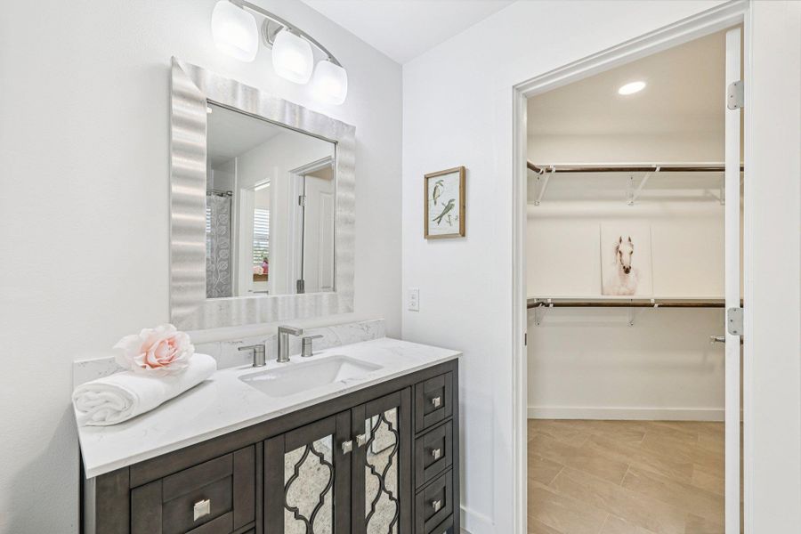 Furnished interior view inside a new home in , Wimberley (Image 21).