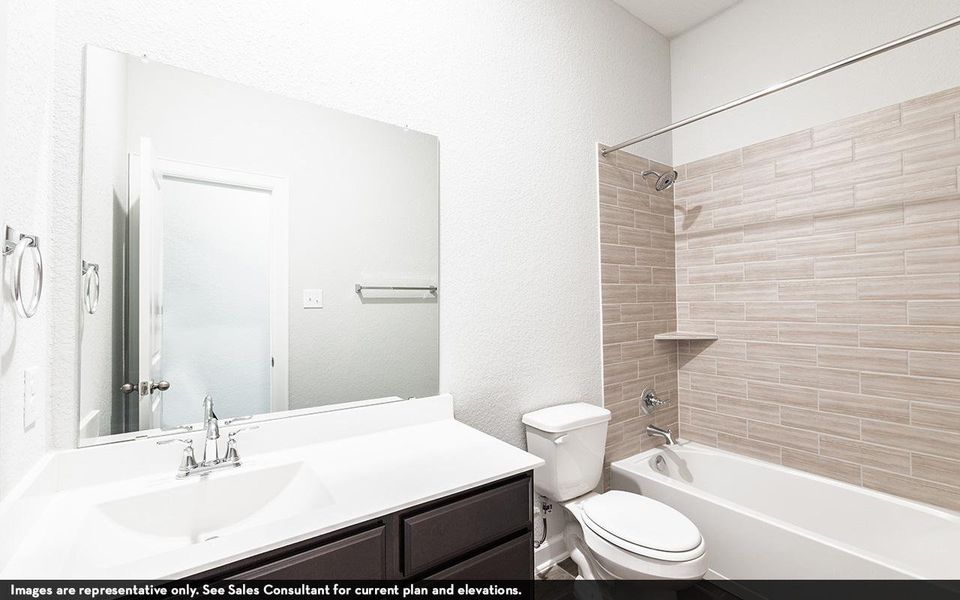 Furnished interior view inside a new home in Suncreek Estates, Rosharon (Image 6).