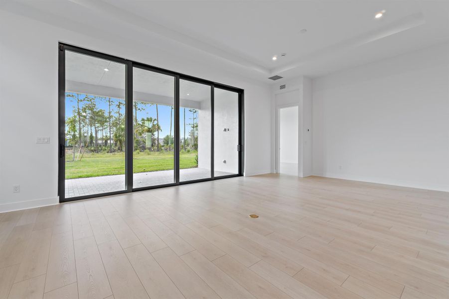 Spacious, unfurnished interior of a new home in Cove Royale, Stuart (Image 28).