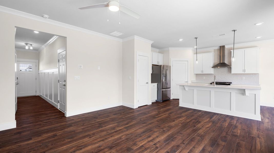 Image 25 of a home in Harbor Crest.