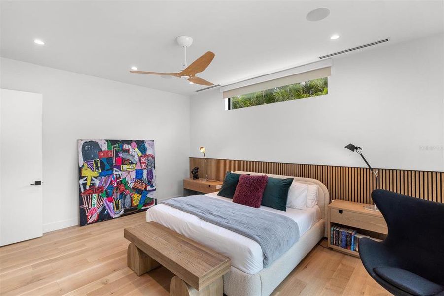 Furnished interior view inside a new home in , Sarasota (Image 38).