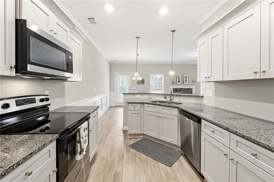 Furnished interior view inside a new home in , Cartersville (Image 13).