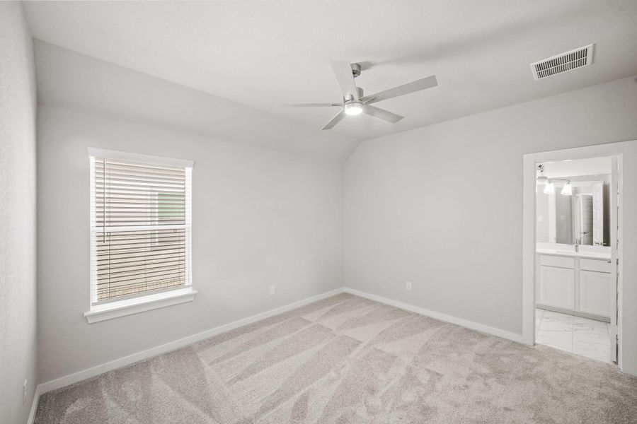 Spacious, unfurnished interior of a new home in Morton Creek Ranch, Katy (Image 20). Spacious, unfurnished interior of a new home in Morton Creek Ranch, Katy (Image 20).
