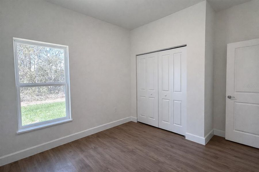 Spacious, unfurnished interior of a new home in , Citrus Springs (Image 25).