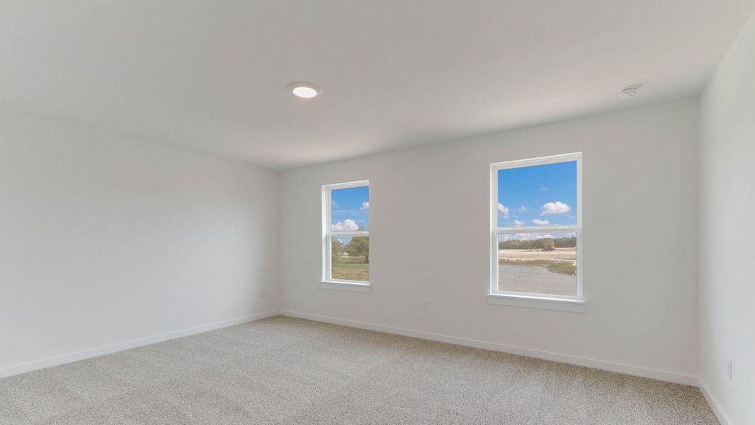 Spacious, unfurnished interior of a new home in Rosenbusch Ranch, Leander (Image 12).