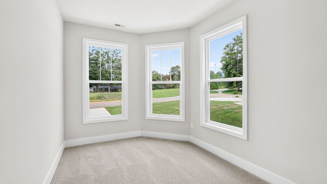 Spacious, unfurnished interior of a new home in Hidden Hills, Spartanburg (Image 19).
