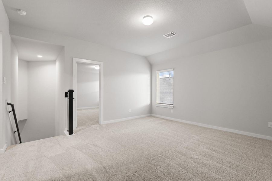Spacious, unfurnished interior of a new home in Morton Creek Ranch, Katy (Image 8). Spacious, unfurnished interior of a new home in Morton Creek Ranch, Katy (Image 8).