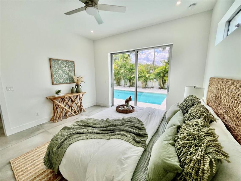Furnished interior view inside a new home in , Sarasota (Image 5).