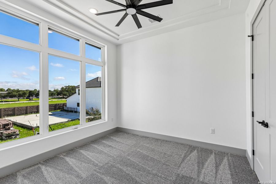 Spacious, unfurnished interior of a new home in , San Antonio (Image 42).