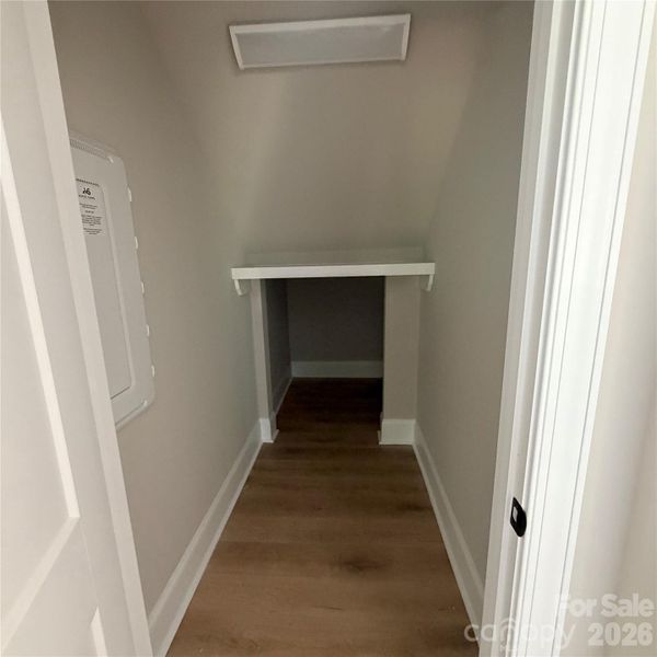Spacious, unfurnished interior of a new home in , Charlotte (Image 7).