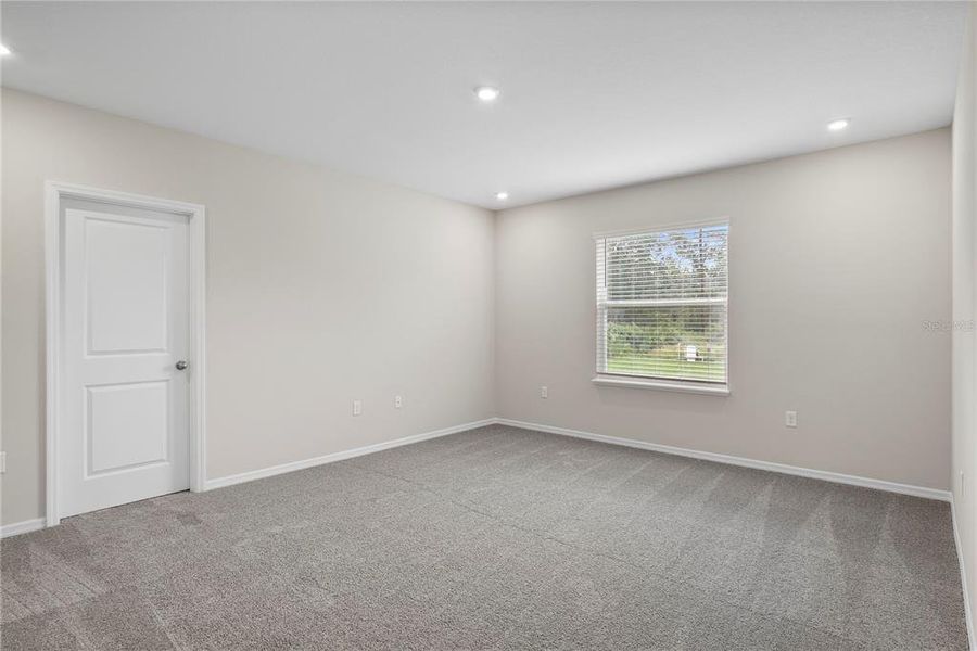 Spacious, unfurnished interior of a new home in Indian Lake Estates, Indian Lake Estates (Image 24).