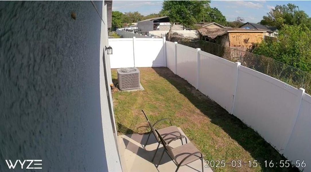 Exterior details and patio area of a home in , Tampa (Image 3).