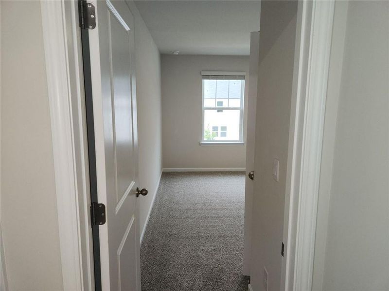 Spacious, unfurnished interior of a new home in The Oaks at Dawson, Dawsonville (Image 21). Spacious, unfurnished interior of a new home in The Oaks at Dawson, Dawsonville (Image 21).