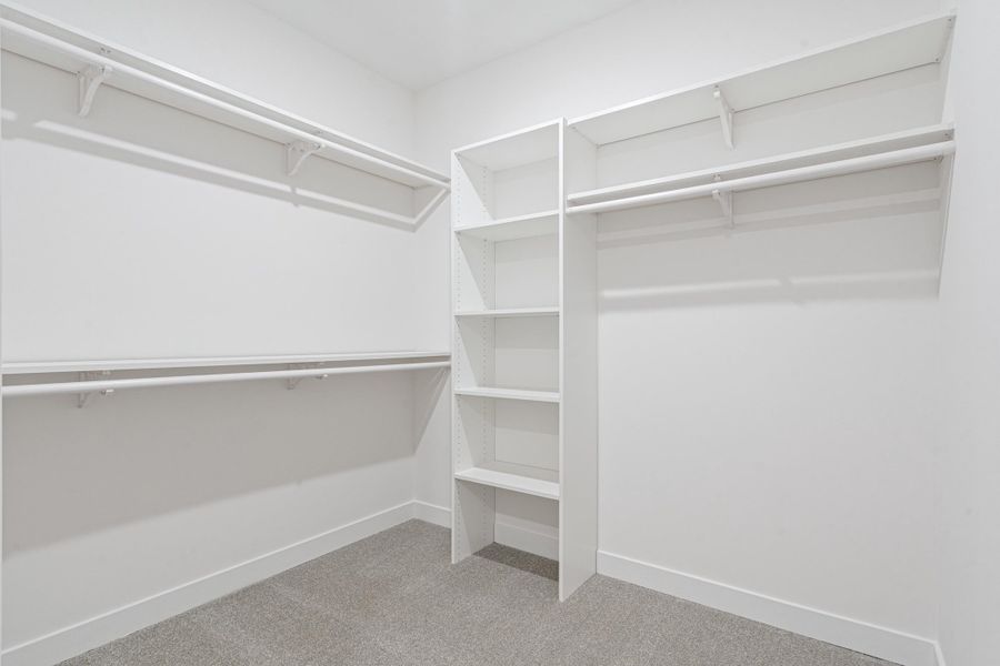 Spacious, unfurnished interior of a new home in Lockwood, Collierville (Image 25).