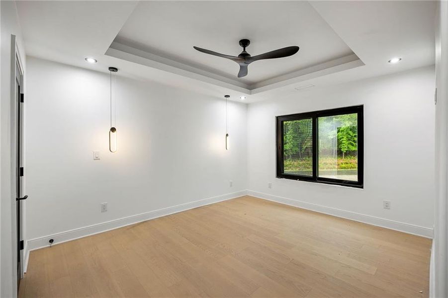 Spacious, unfurnished interior of a new home in , Alpharetta (Image 48).