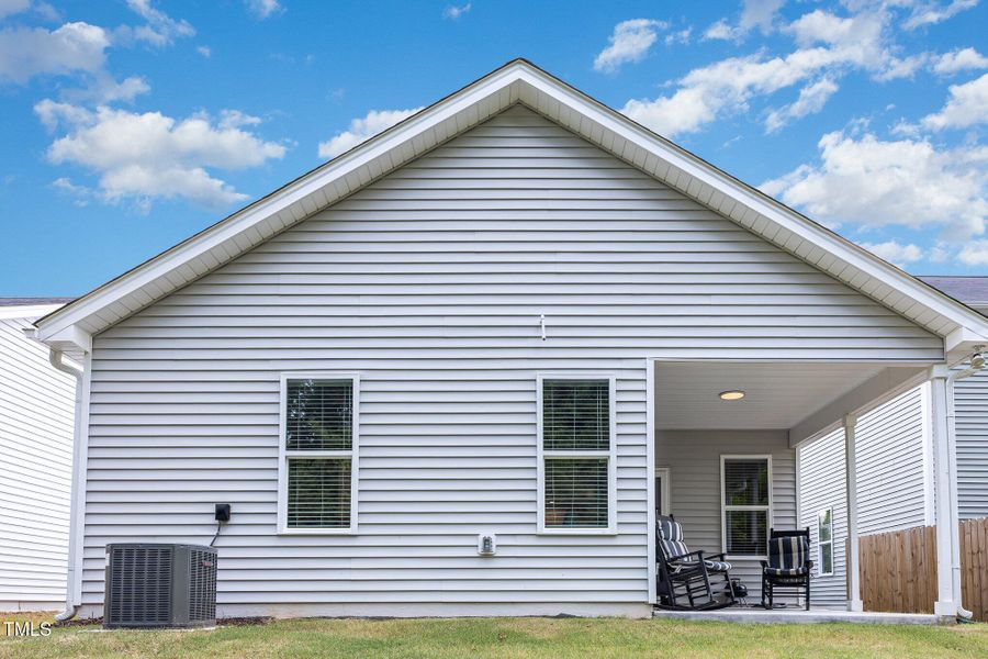 023_img_0143-edit_624 023_img_0143-edit_624