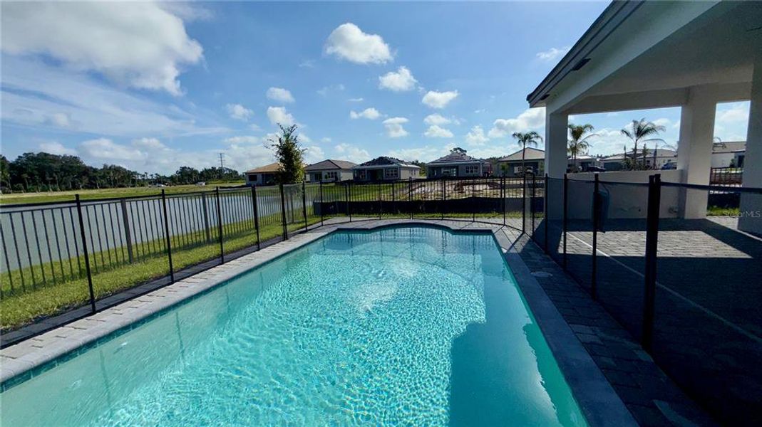 Image 39 of a home in Valencia Ridge.