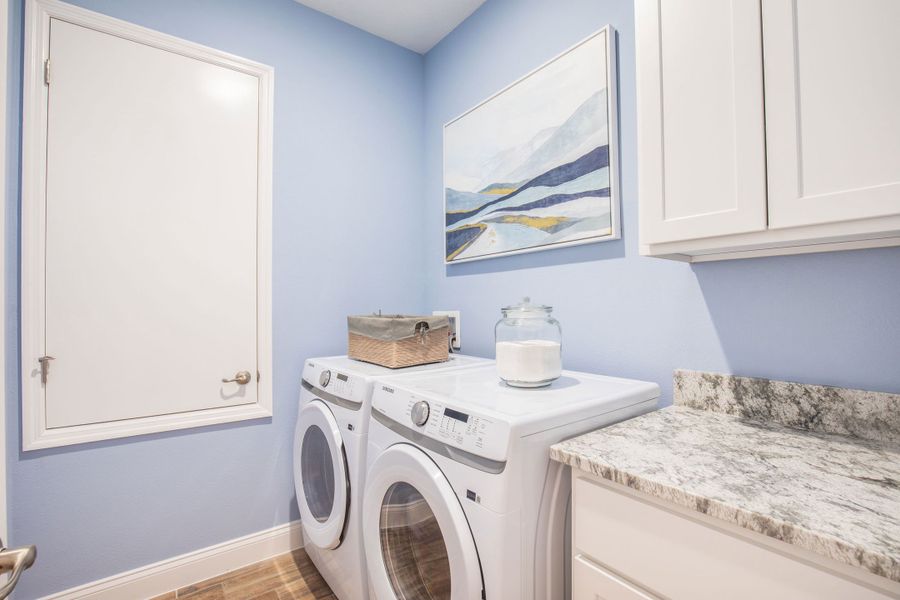 Representative furnished interior of a home built from the Huntington by Maronda Homes in Marion Oaks, Ocala (Image 21).