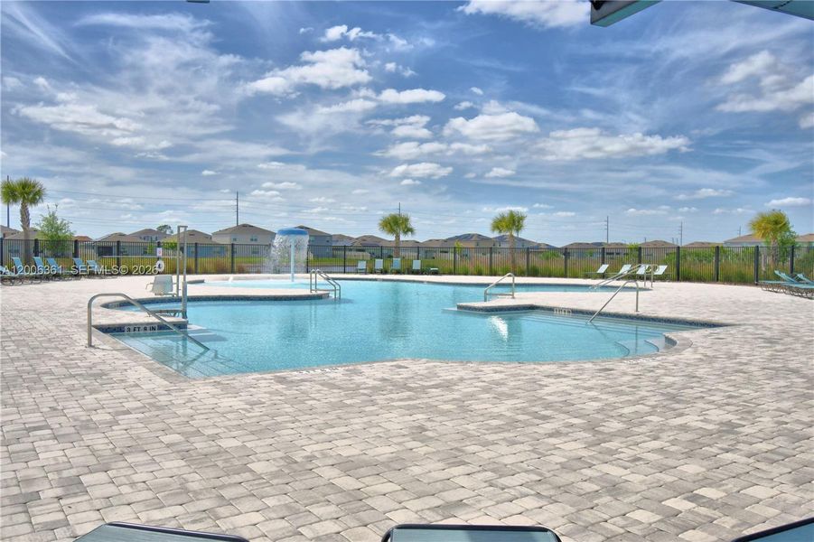 Community amenities in Lake Deer Estates - Classic Series, Kissimmee (Image 46).