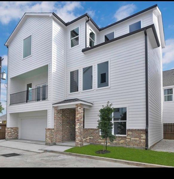 Image 24 of a home in . Image 24 of a home in .