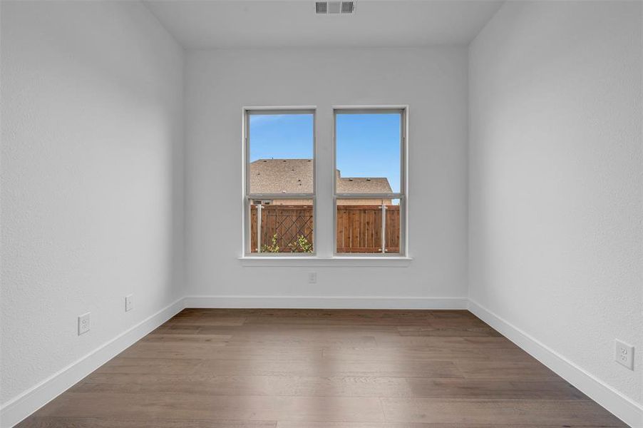 Spacious, unfurnished interior of a new home in Wellington, Haslet (Image 20).