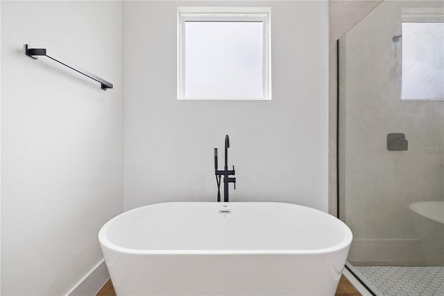 Close-up of interior finishes inside a home in , Ocala (Image 17). Close-up of interior finishes inside a home in , Ocala (Image 17).