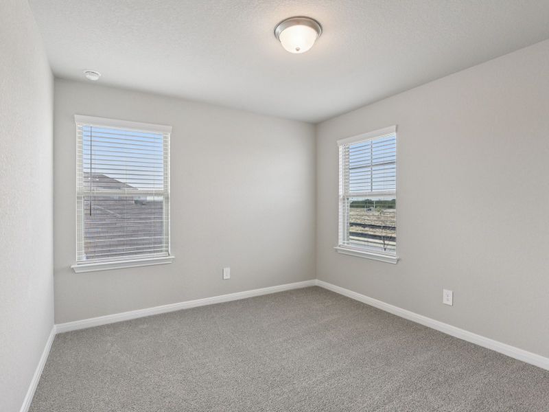 Spacious, unfurnished interior of a new home in Catalina, Converse (Image 31).