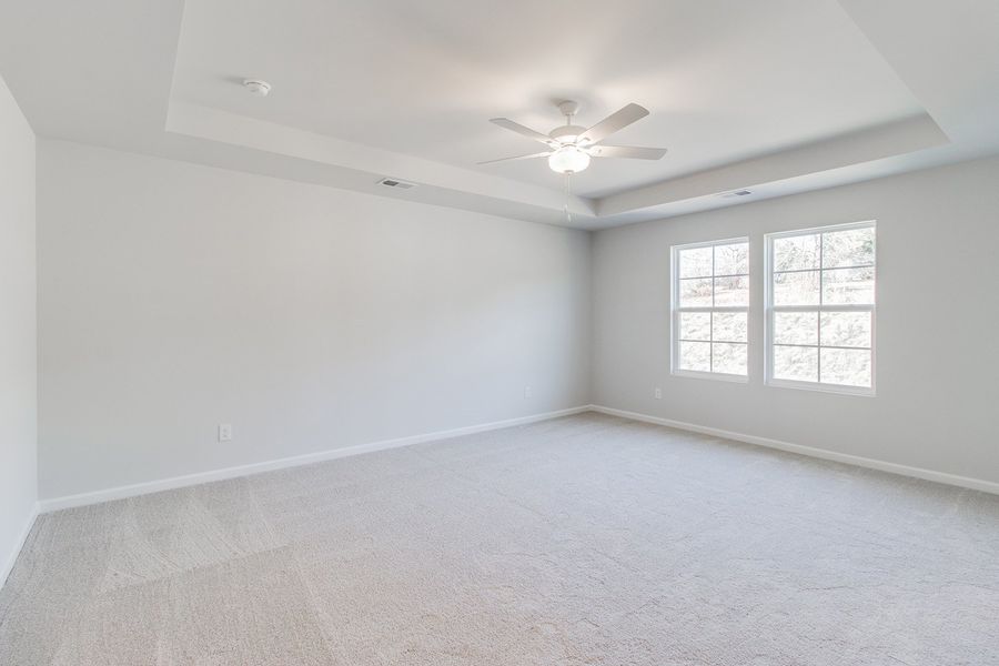 Spacious, unfurnished interior of a new home in Bluefield, Lexington (Image 21). Spacious, unfurnished interior of a new home in Bluefield, Lexington (Image 21).