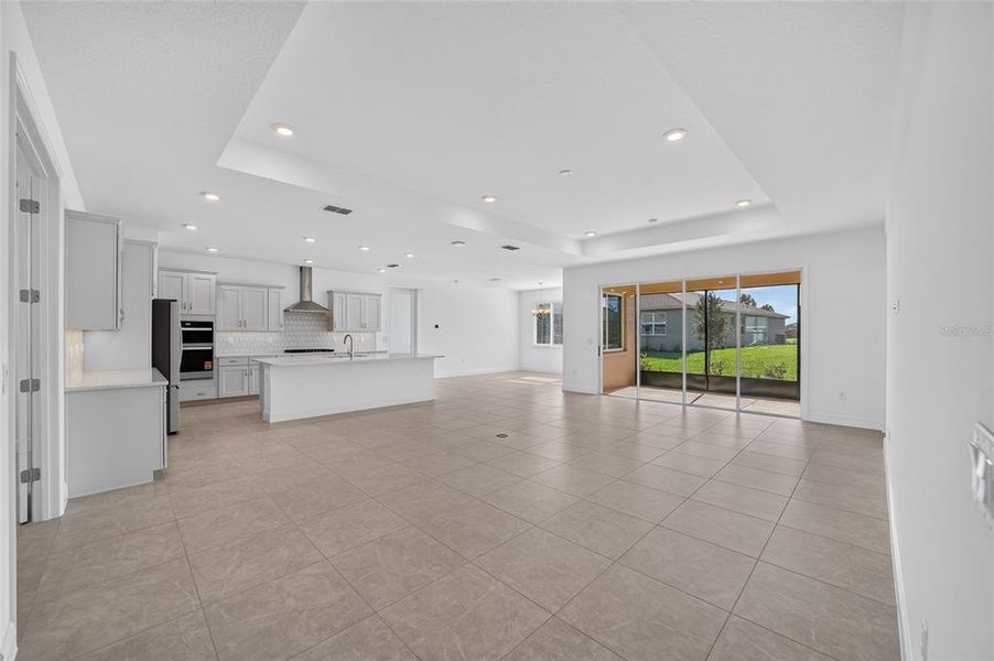 Spacious, unfurnished interior of a new home in , Ocala (Image 18).