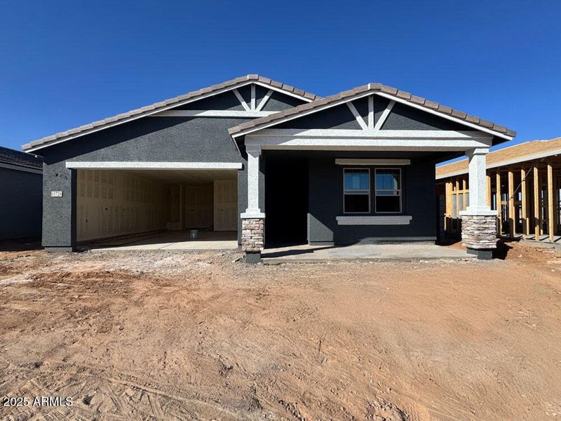 001 Front Exterior 001 Front Exterior