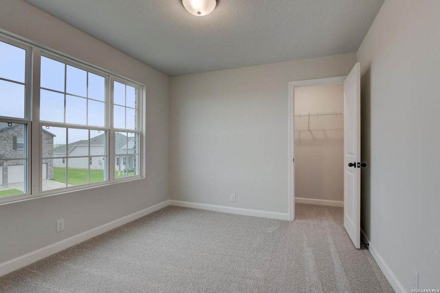 Spacious, unfurnished interior of a new home in , Schertz (Image 17).