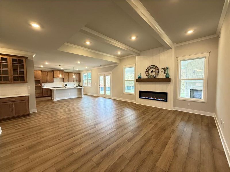 Spacious, unfurnished interior of a new home in Ponderosa Farms Manor, Gainesville (Image 19).