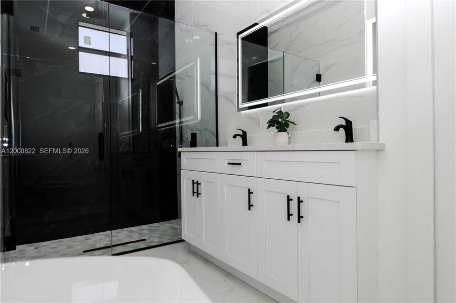 Furnished interior view inside a new home in , Lehigh Acres (Image 7). Furnished interior view inside a new home in , Lehigh Acres (Image 7).