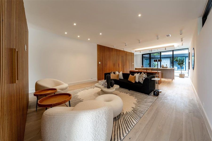 Furnished interior view inside a new home in , Dallas (Image 9). Furnished interior view inside a new home in , Dallas (Image 9).