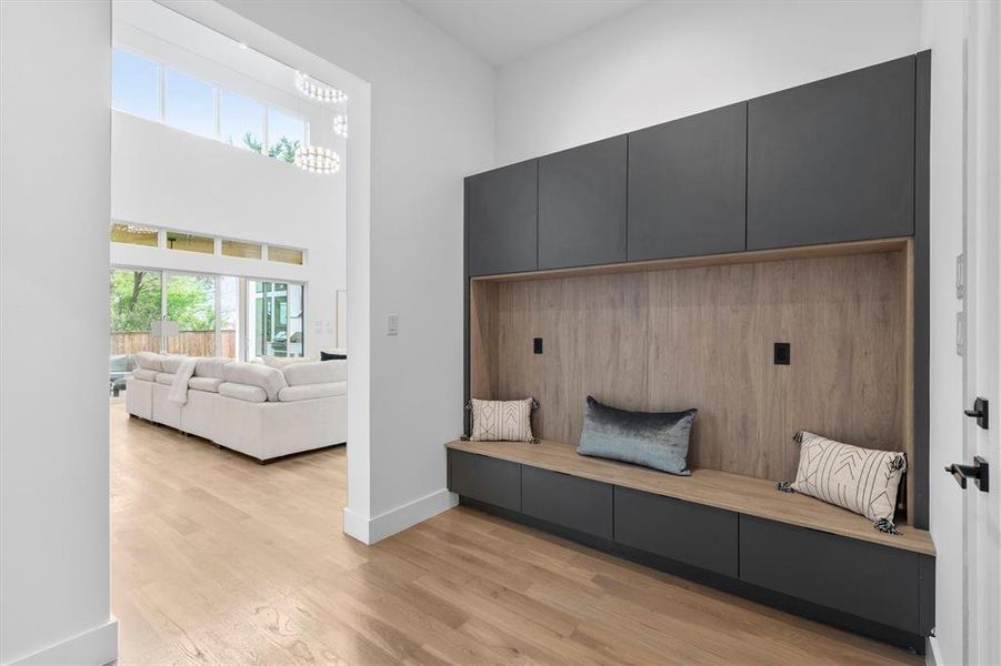 Furnished interior view inside a new home in , Dallas (Image 19). Furnished interior view inside a new home in , Dallas (Image 19).