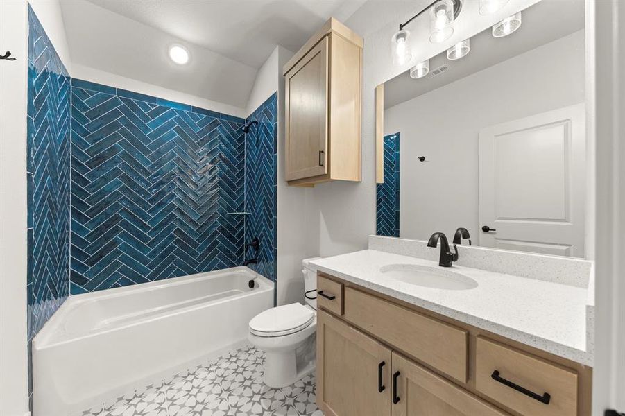 24. 7220 Oak Knoll - 4TH Bath