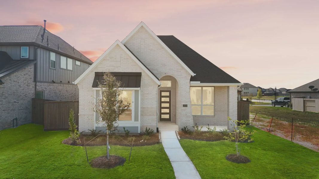 Image 20 representing the Oakmont by Chesmar Homes in Riceland Alley Loads, Mont Belvieu, TX.